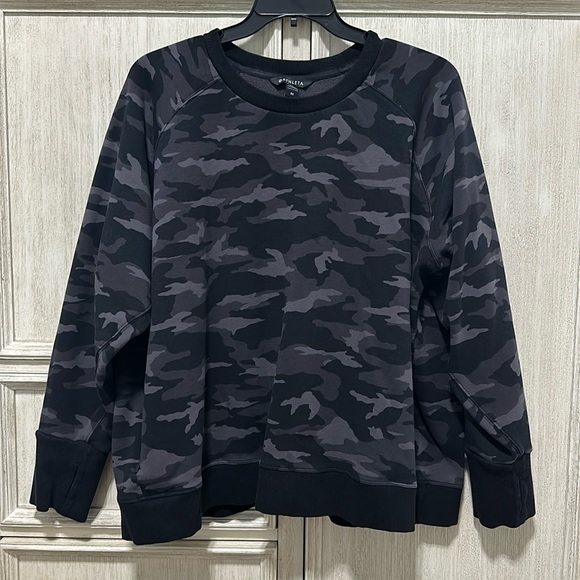 Athleta Tops - EUC Athleta Sweatshirt Size 3X